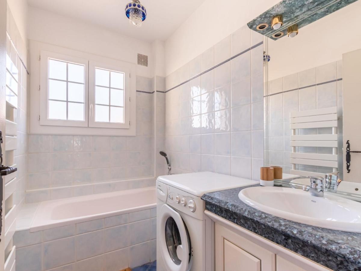 Beau Rivage By Interhome Carqueiranne